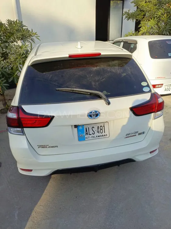 Toyota Corolla 2016 for Sale in Peshawar Image-1