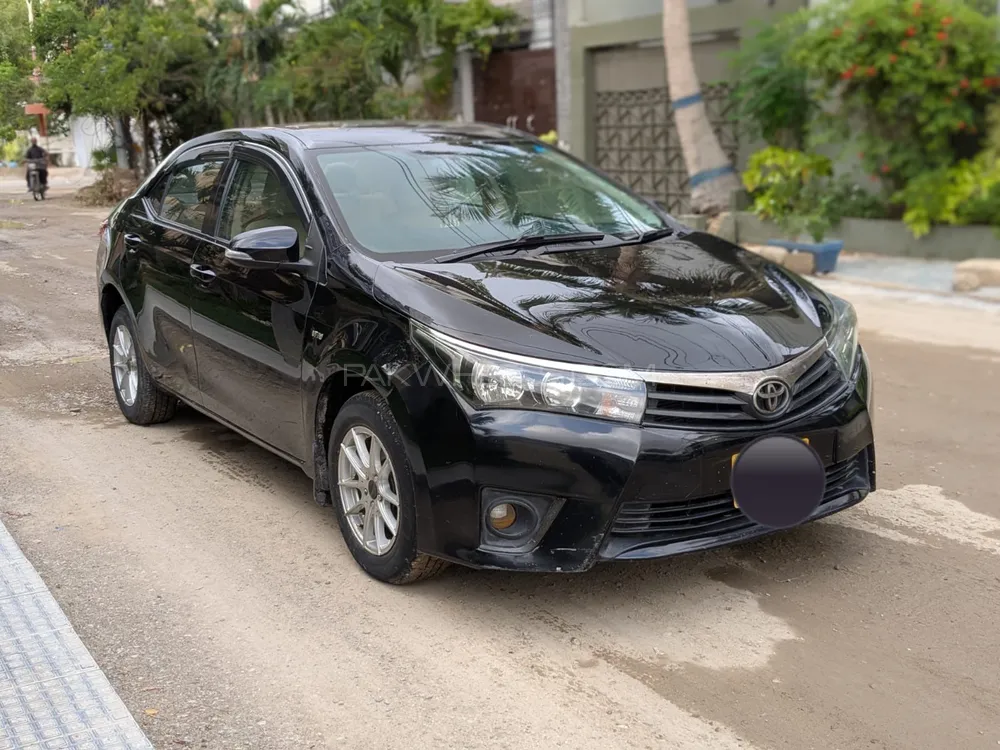 Toyota Corolla 2016 for Sale in Karachi Image-1