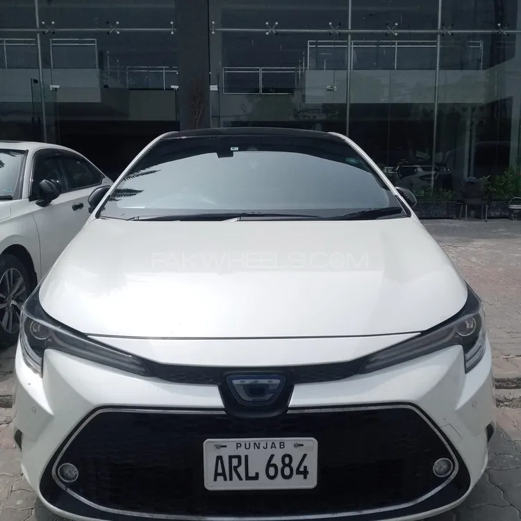 Toyota Corolla 2020 for Sale in Islamabad Image-1