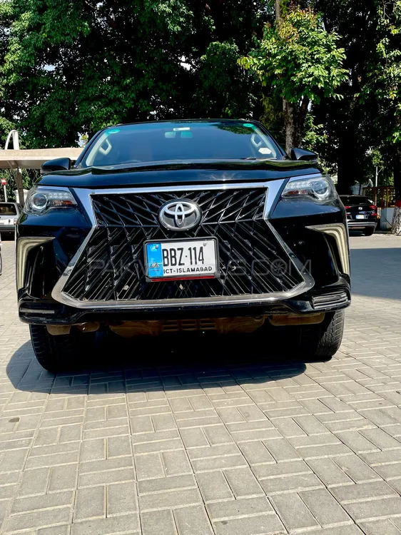 Toyota Fortuner 2020 for Sale in Islamabad Image-1