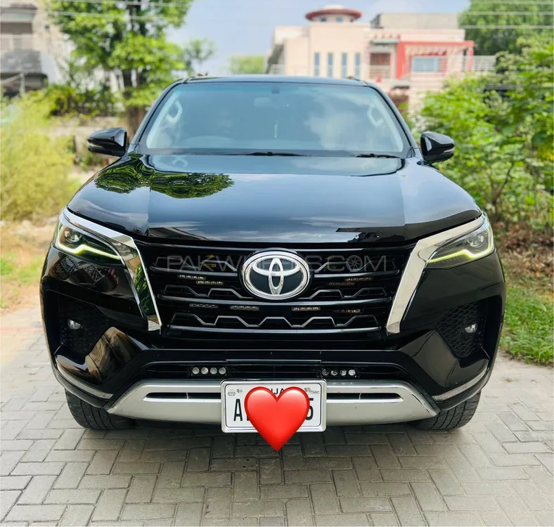 Toyota Fortuner 2022 for Sale in Gujrat Image-1