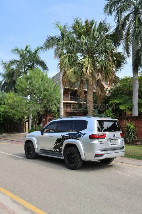 Toyota Land Cruiser 2024 for Sale in Lahore Image-1