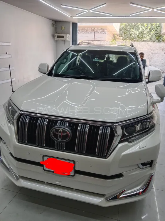 Toyota Land Cruiser 2019 for Sale in Multan Image-1