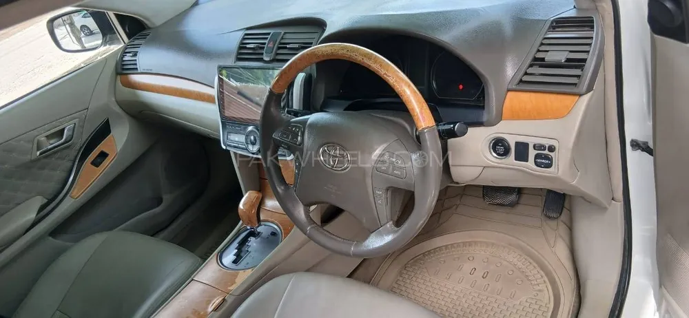 Toyota Premio 2007 for Sale in Multan Image-1