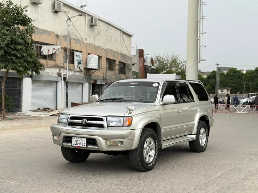 Toyota Surf 2001 for Sale in Islamabad Image-1