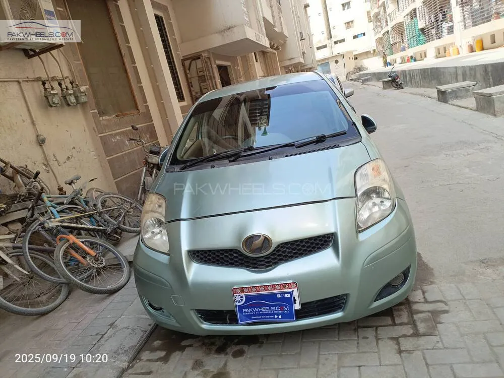 Toyota Vitz 2007 for Sale in Karachi Image-1