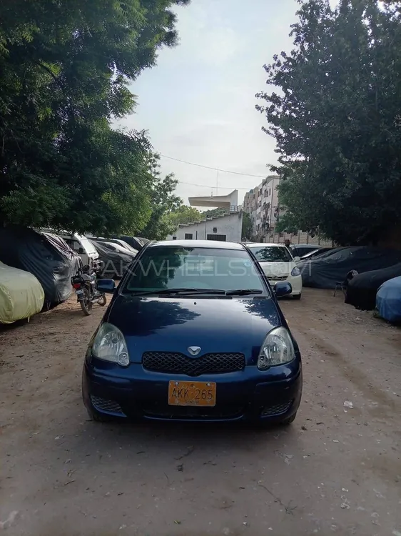 Toyota Vitz 2003 for Sale in Karachi Image-1