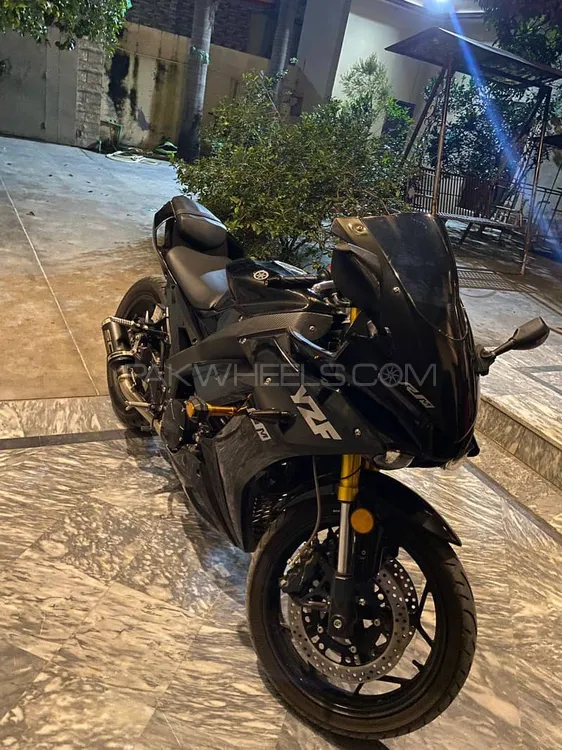 Yamaha YZF-R1 2025 for Sale Image-1