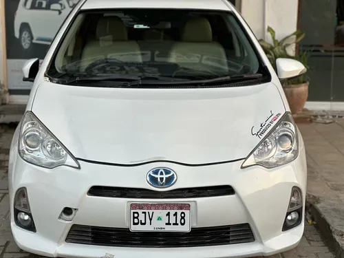 Toyota Aqua S 2014