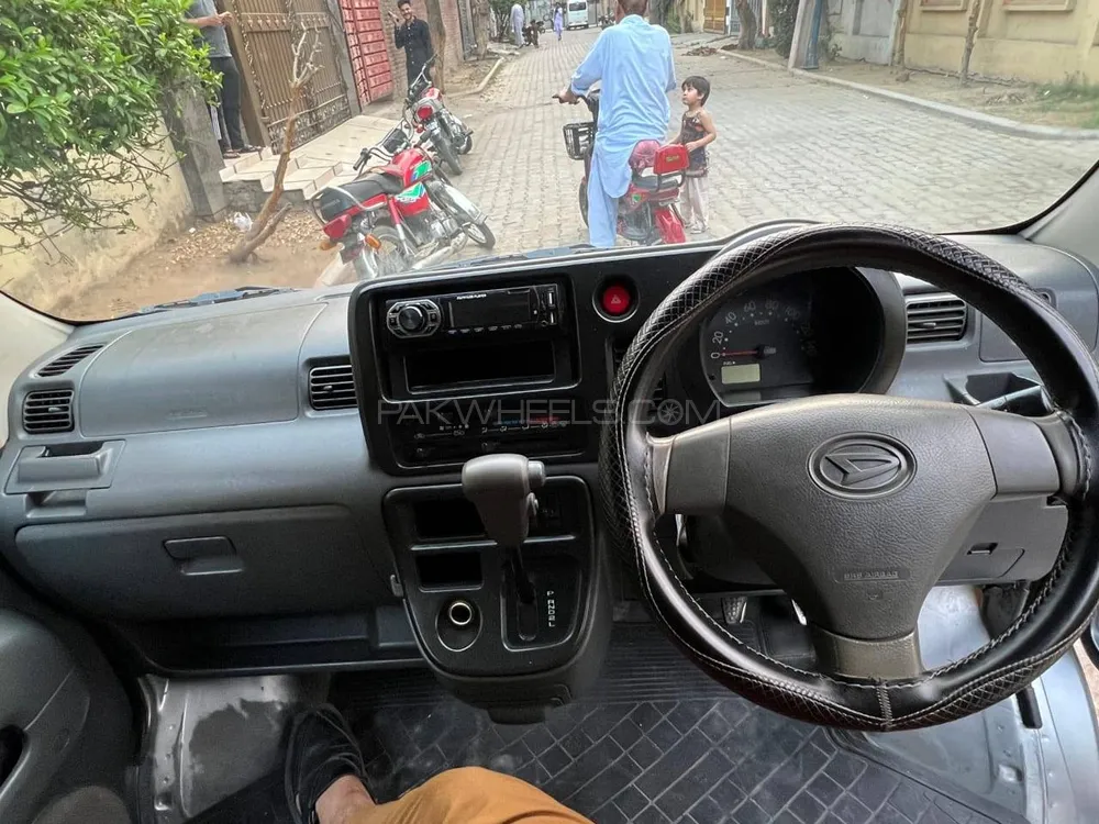 Daihatsu Hijet 2013 for Sale in Gujranwala Image-1