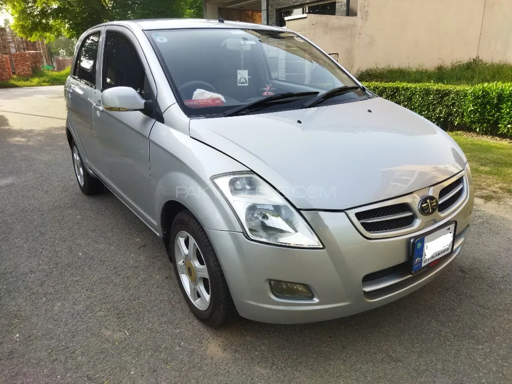 FAW V2 2015 for Sale in Lahore Image-1