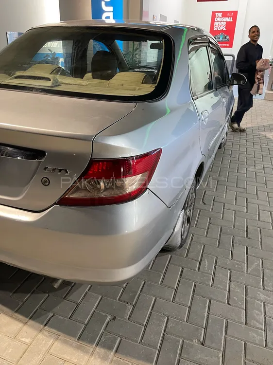 Honda City 2005 for Sale in Lahore Image-1