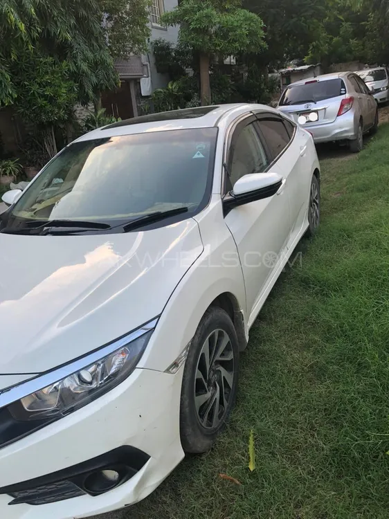 Honda Civic 2017 for Sale in Karachi Image-1