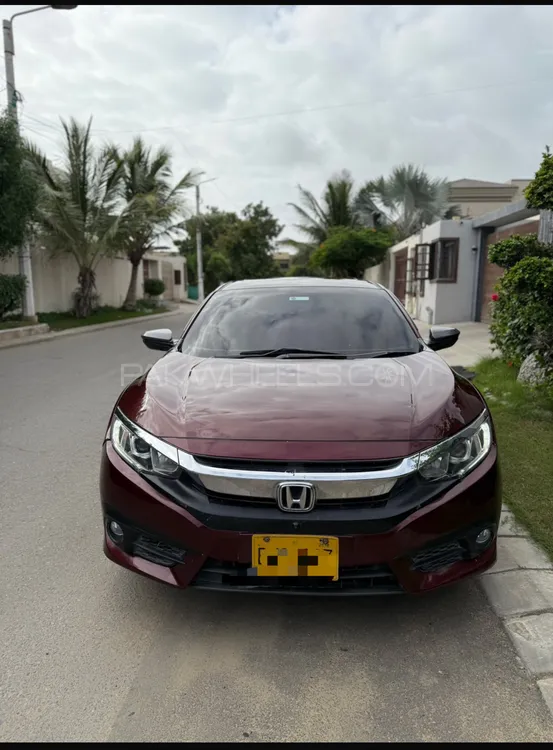 Honda Civic 2018 for Sale in Karachi Image-1