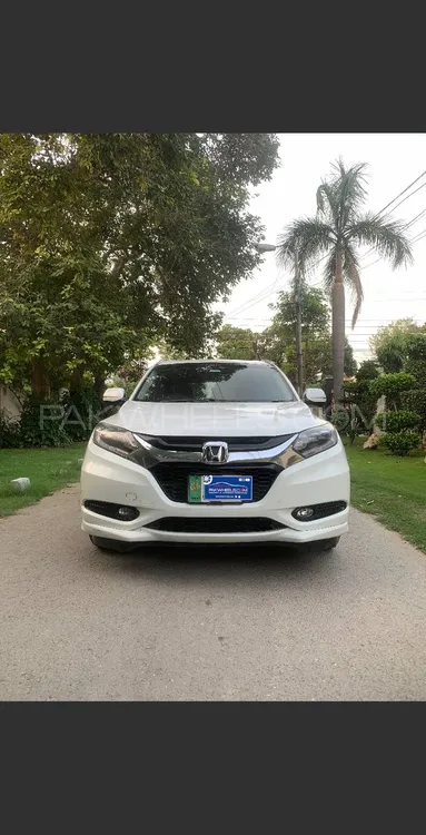 Honda Vezel 2015 for Sale in Lahore Image-1