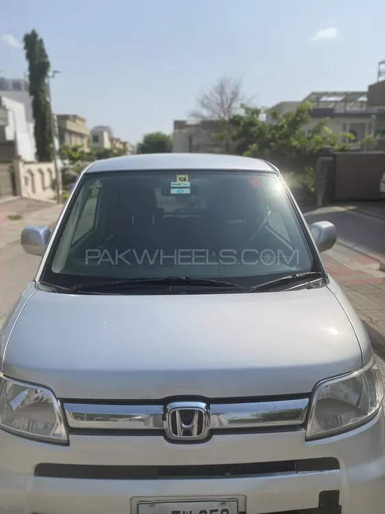 Honda Zest 2010 for Sale in Islamabad Image-1