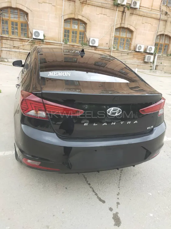 Hyundai Elantra 2021 for Sale in Karachi Image-1