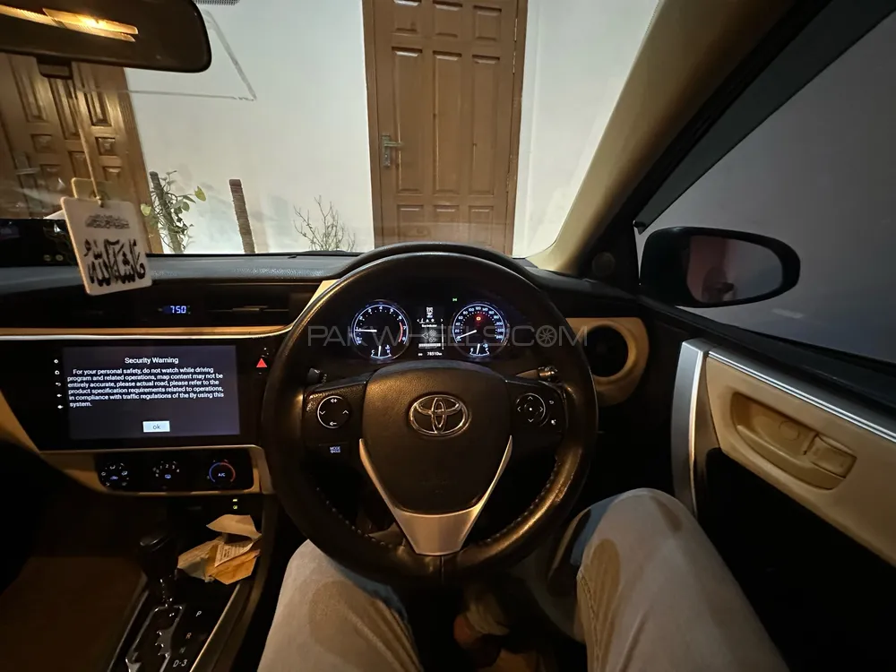 Toyota Corolla 2018 for Sale in Faisalabad Image-1