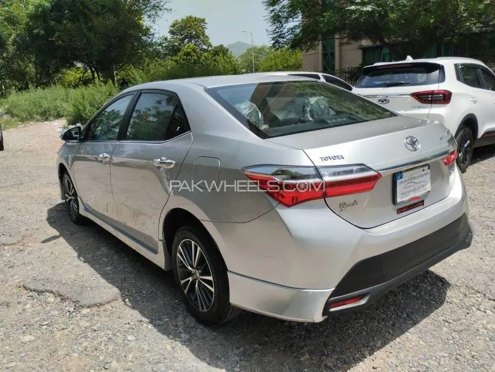 Toyota Corolla 2021 for Sale in Islamabad Image-1