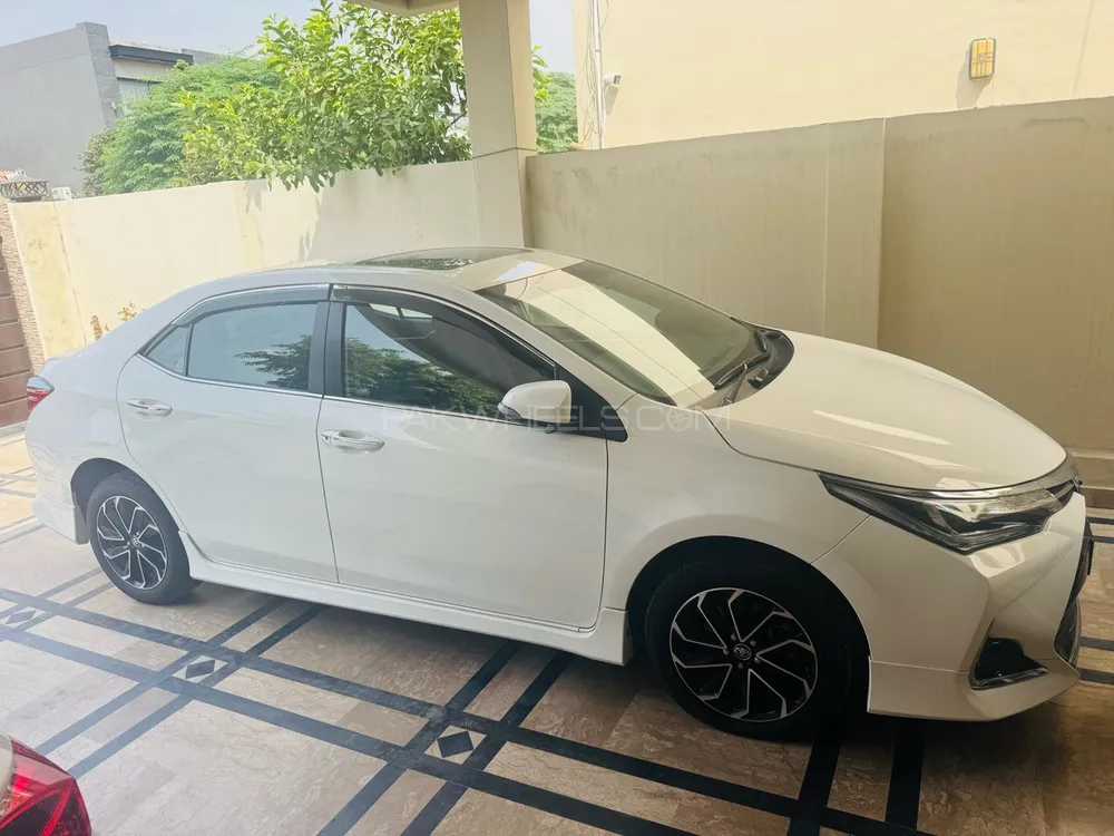 Toyota Corolla 2023 for Sale in Lahore Image-1
