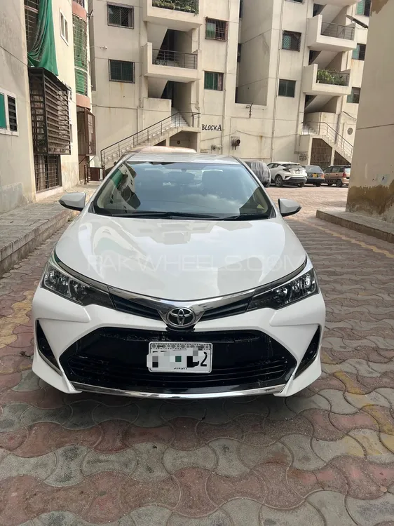 Toyota Corolla 2021 for Sale in Karachi Image-1