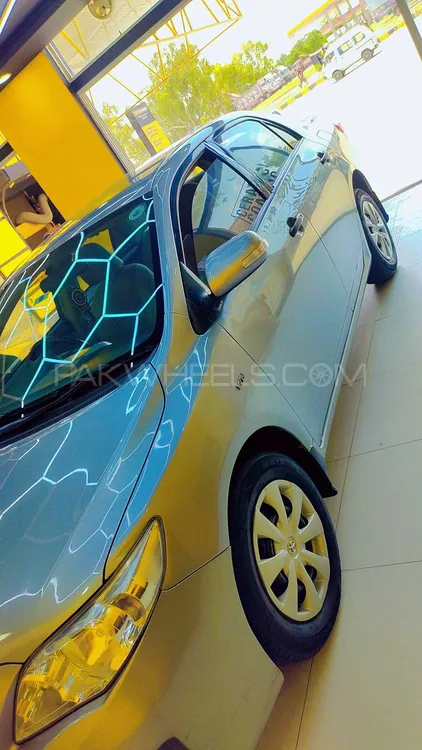 Toyota Corolla 2013 for Sale in Islamabad Image-1