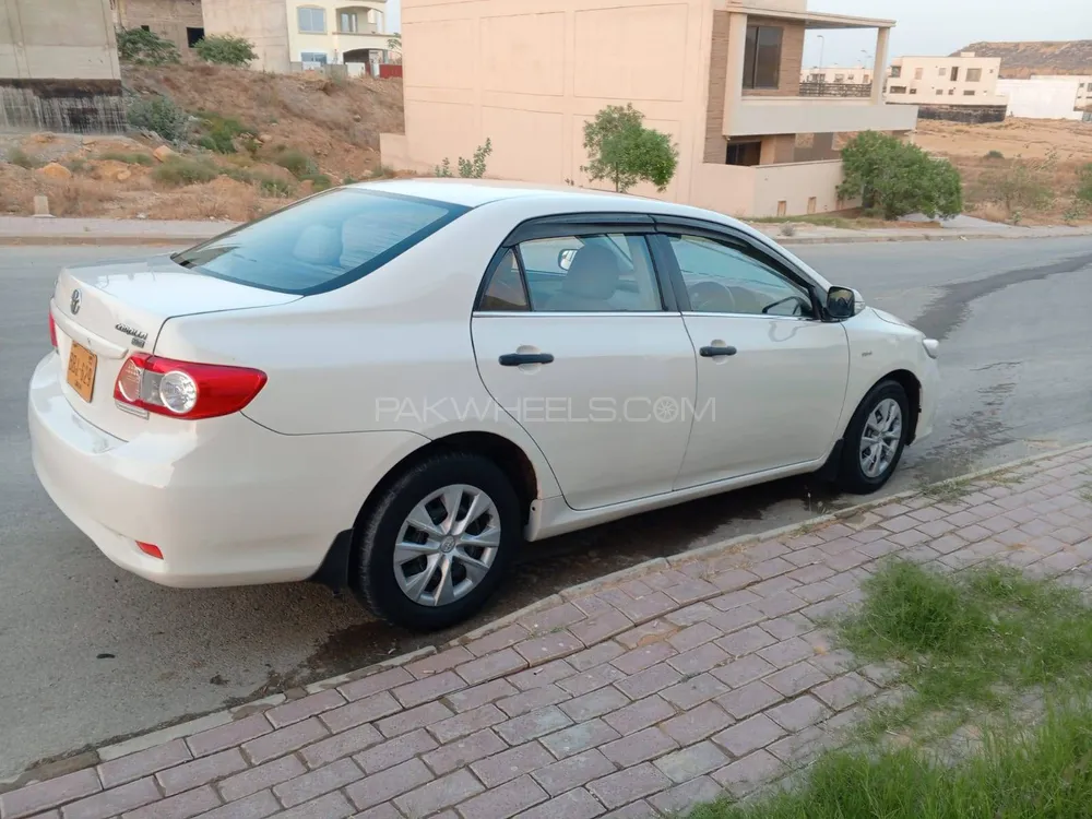 Toyota Corolla 2014 for Sale in Karachi Image-1