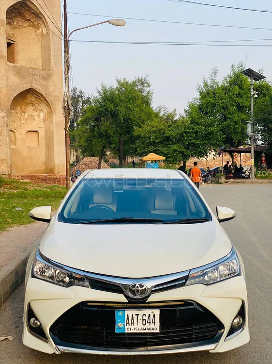 Toyota Corolla 2016 for Sale in Lahore Image-1