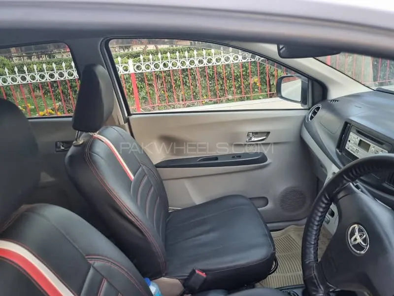 Toyota Pixis Epoch 2013 for Sale in Gujranwala Image-1