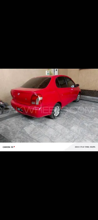 Toyota Platz 2000 for Sale in Peshawar Image-1