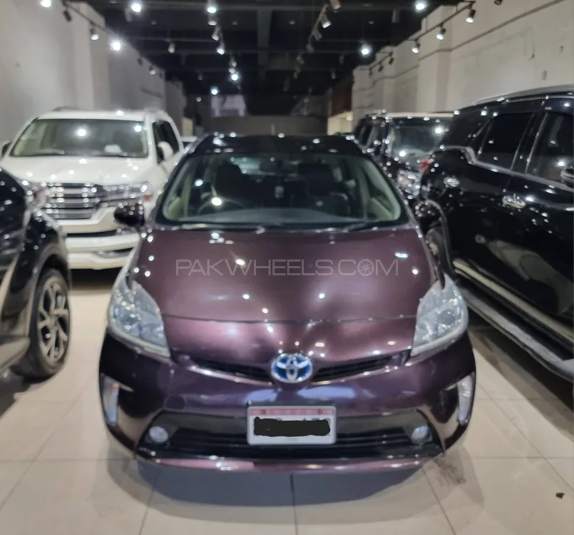 Toyota Prius 2013 for Sale in Karachi Image-1