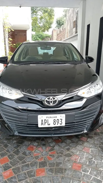 Toyota Yaris Sedan 2023 for Sale in Lahore Image-1
