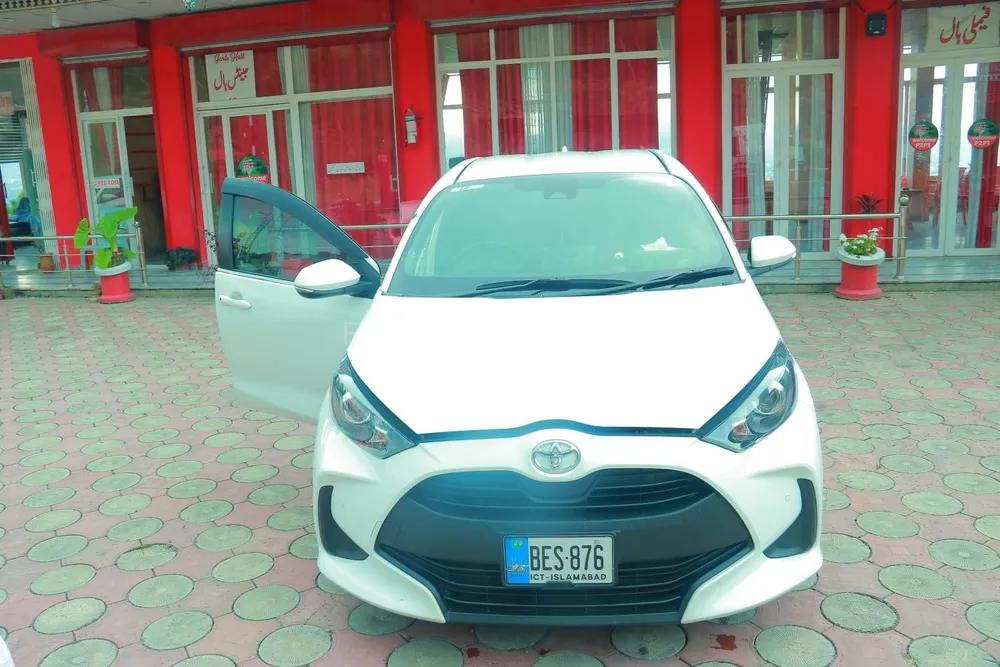Toyota Yaris Hatchback 2021 for Sale in Mansehra Image-1