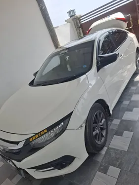 Honda Civic Oriel 1.8 i-VTEC CVT 2021
