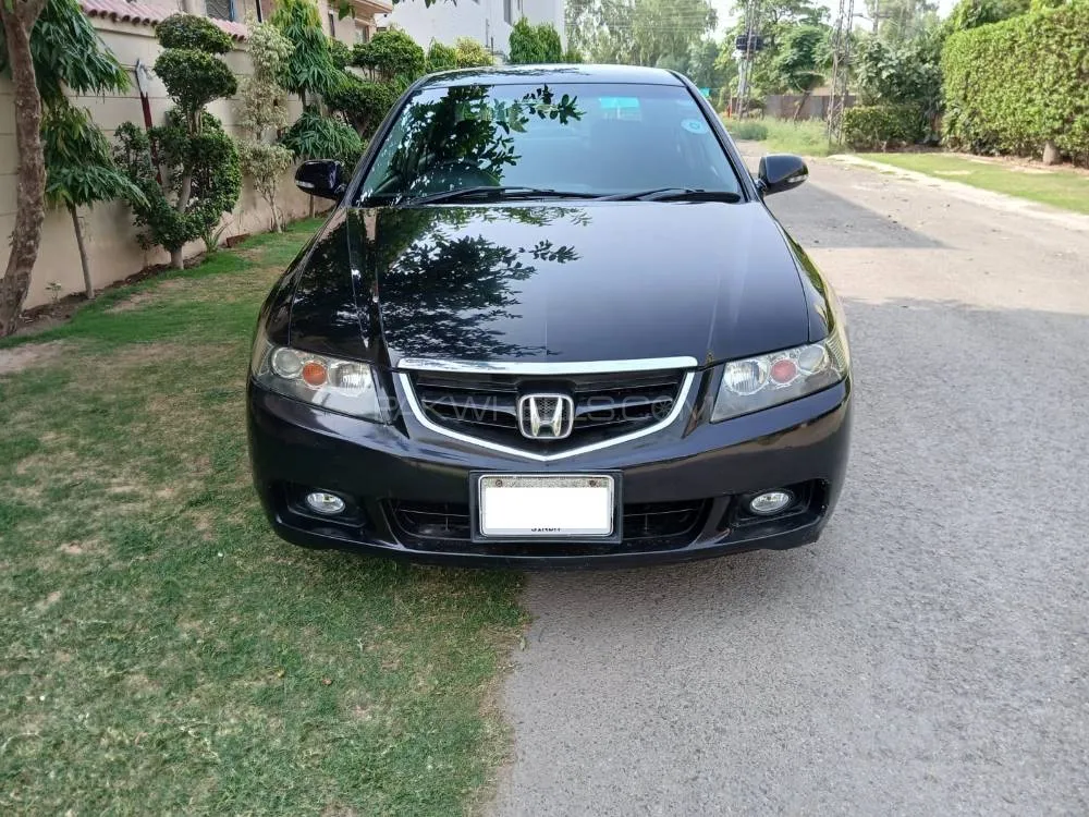 Honda Accord 2004 for Sale in Lahore Image-1