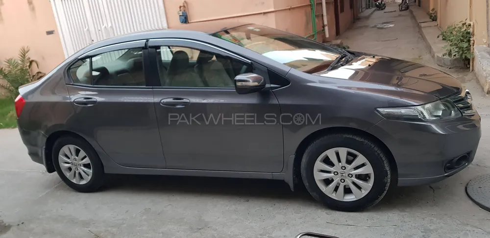 Honda City 2016 for Sale in Lahore Image-1