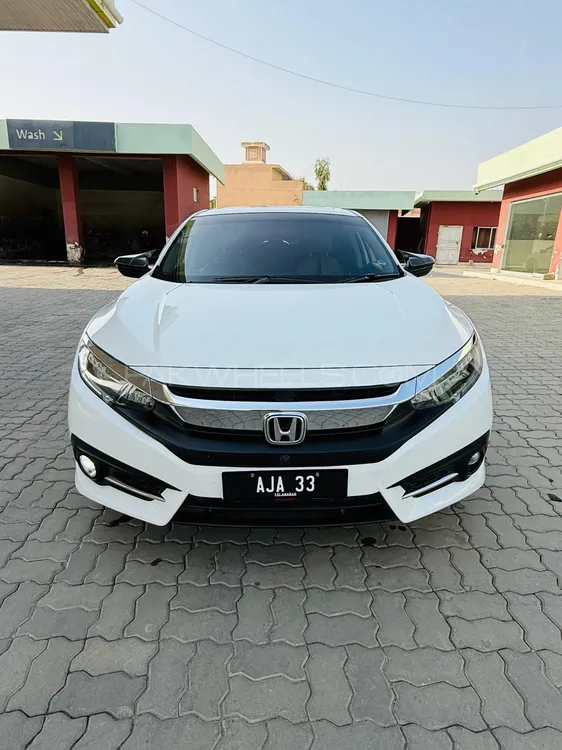 ہونڈا سوک 2021 for Sale in صوابی Image-1