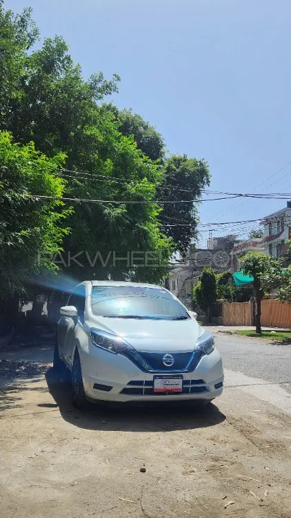 Nissan Note 2019 for Sale in Lahore Image-1