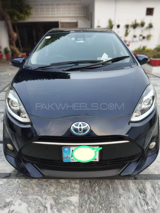 Toyota Aqua 2018 for Sale in Islamabad Image-1