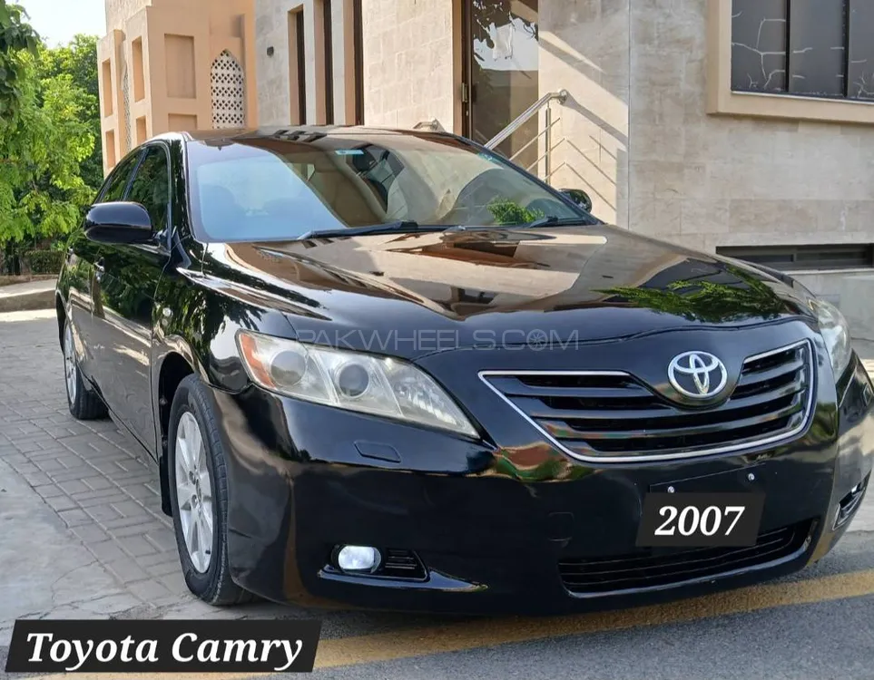 Toyota Camry 2007 for Sale in Lahore Image-1