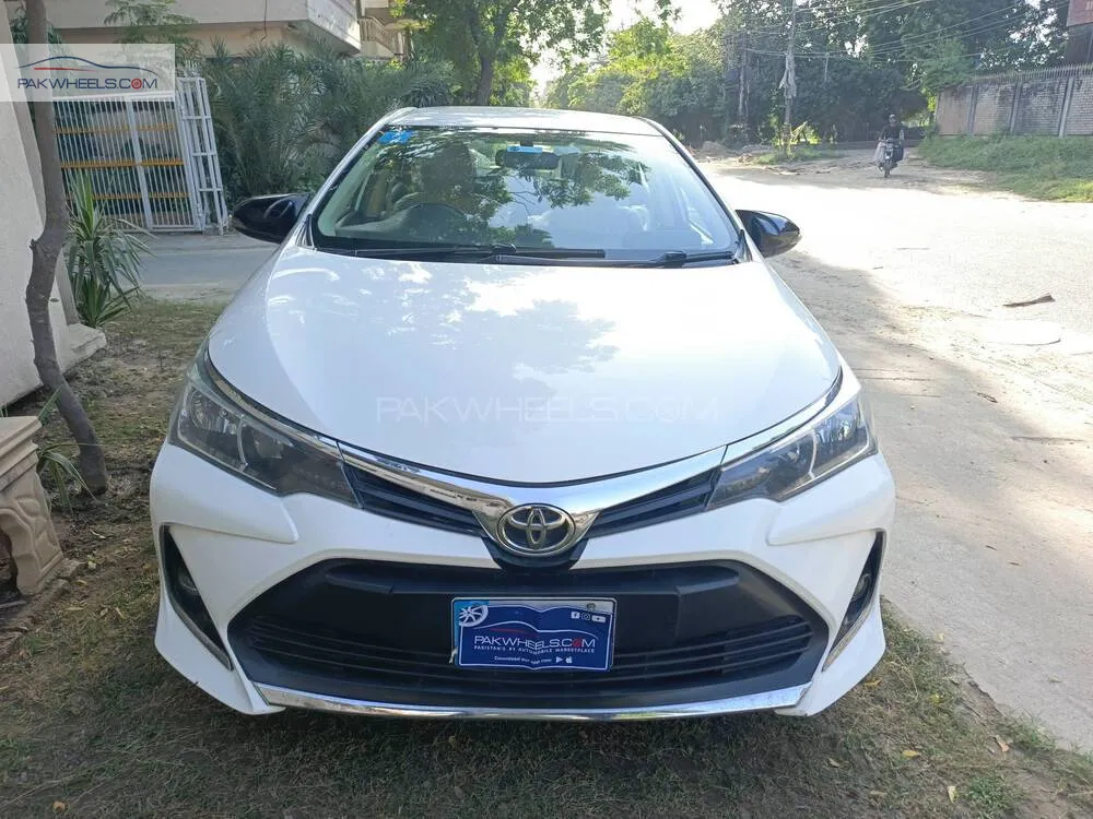 Toyota Corolla 2021 for Sale in Lahore Image-1
