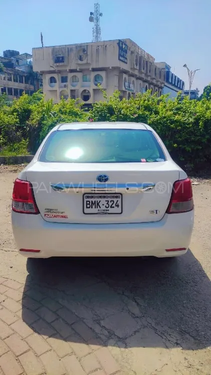 Toyota Corolla Axio 2014 for Sale in Islamabad Image-1