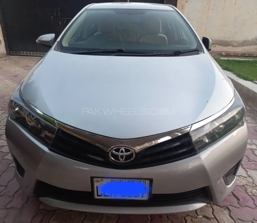 Toyota Corolla 2015 for Sale in Multan Image-1