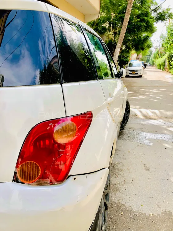 Toyota IST 2002 for Sale in Karachi Toyota IST 2002 for Sale in Karachi Image-4