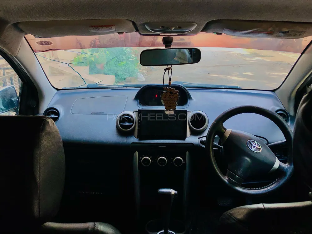 Toyota IST 2002 for Sale in Karachi Toyota IST 2002 for Sale in Karachi Image-5