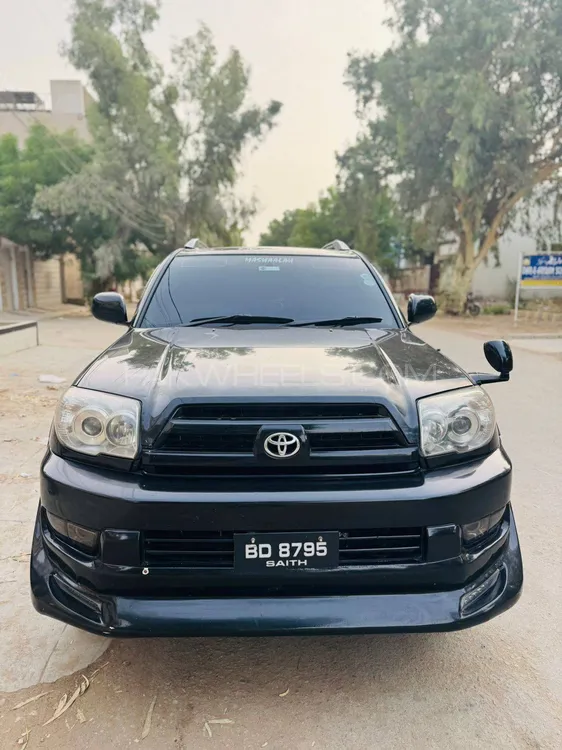 Toyota Surf 2004 for Sale in Karachi Image-1