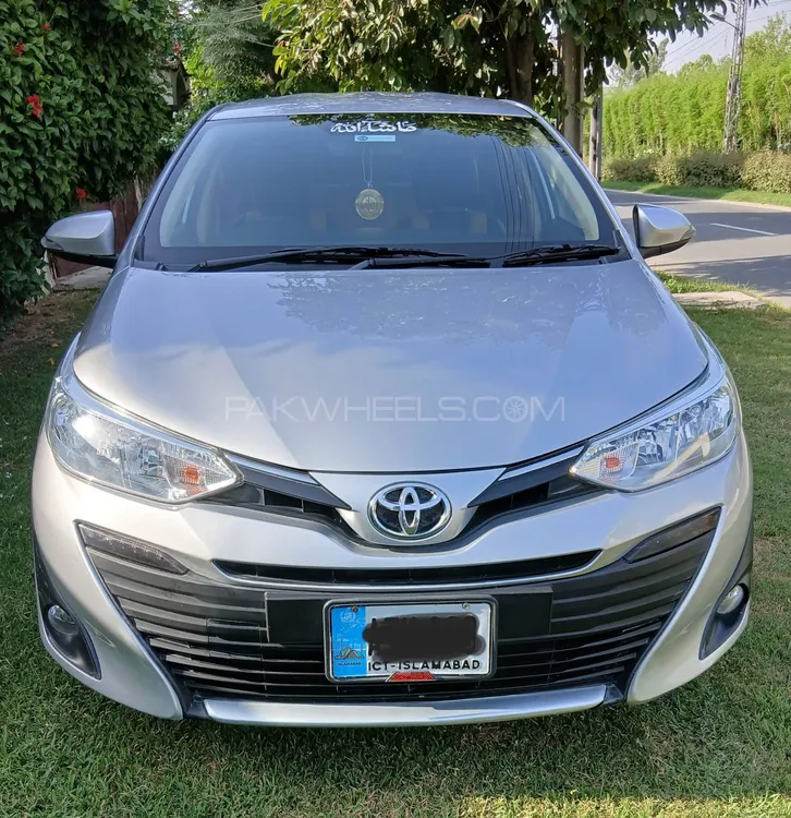 Toyota Yaris Sedan 2021 for Sale in Lahore Image-1