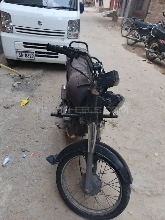 Unique Xtreme UD 70 2013 for Sale Image-1
