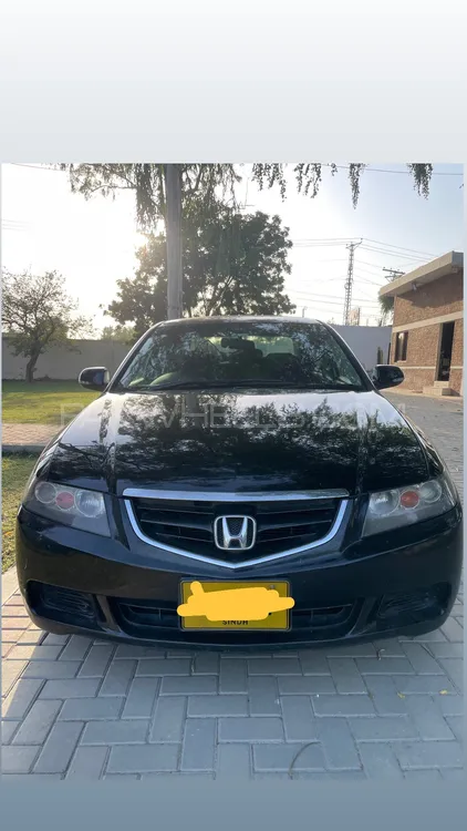 Honda Accord 2004 for Sale in Lahore Image-1