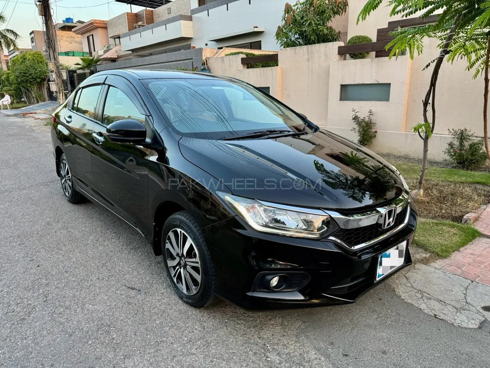 Honda City 2022 for Sale in Lahore Image-1